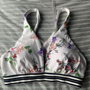 Athleta bikini top
